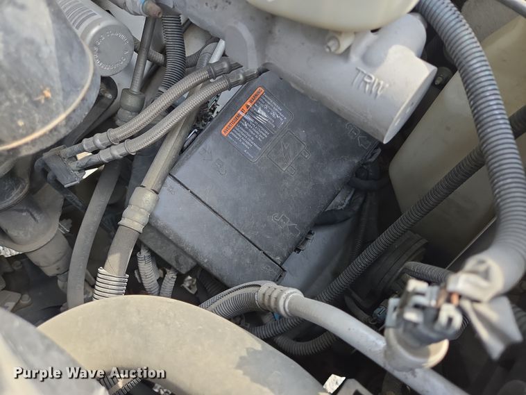 image for item DT4825 2017 Chevrolet Express 2500 van