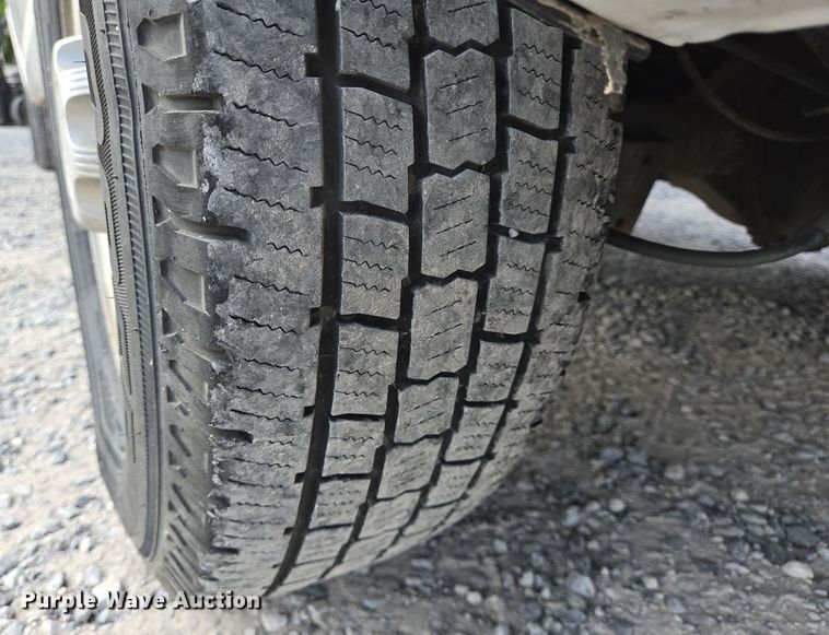 image for item DT4825 2017 Chevrolet Express 2500 van