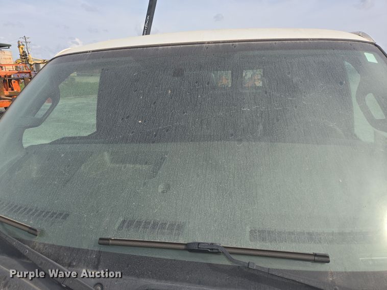 image for item DT4826 2017 Chevrolet Express 2500 van