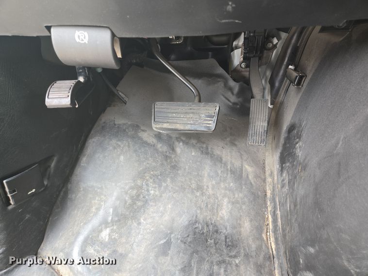 image for item DT4826 2017 Chevrolet Express 2500 van