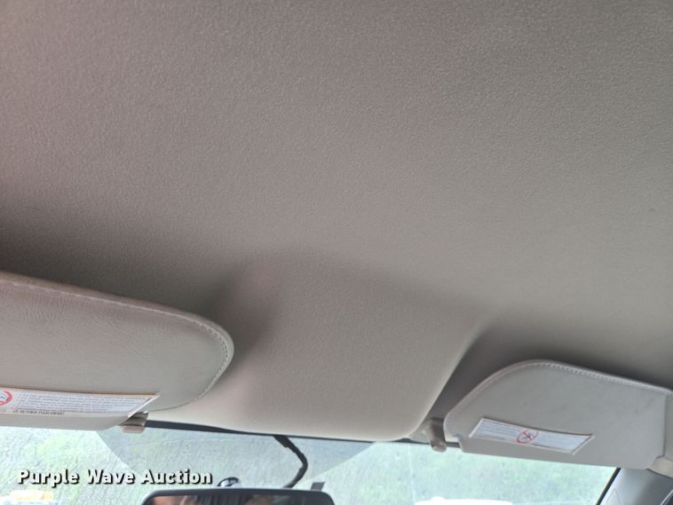 image for item DT4826 2017 Chevrolet Express 2500 van