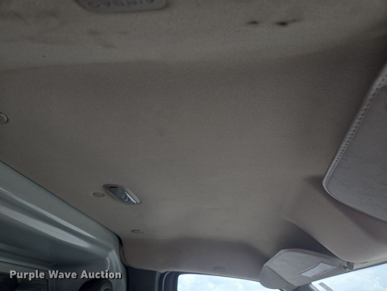 image for item DT4826 2017 Chevrolet Express 2500 van