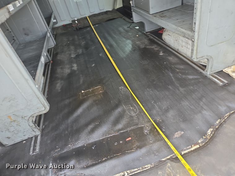 image for item DT4826 2017 Chevrolet Express 2500 van