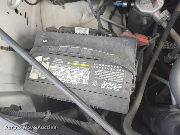 image for item DT4826 2017 Chevrolet Express 2500 van