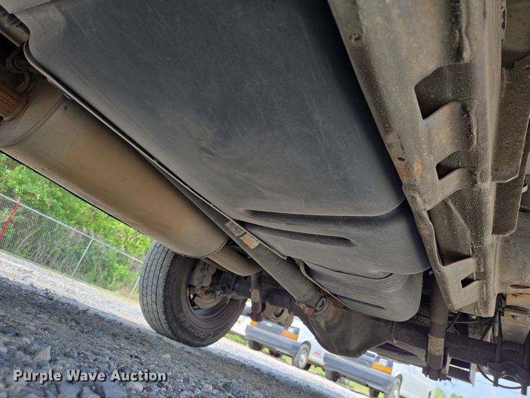 image for item DT4827 2017 Chevrolet Express 2500 van