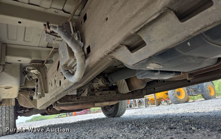 image for item DT4827 2017 Chevrolet Express 2500 van