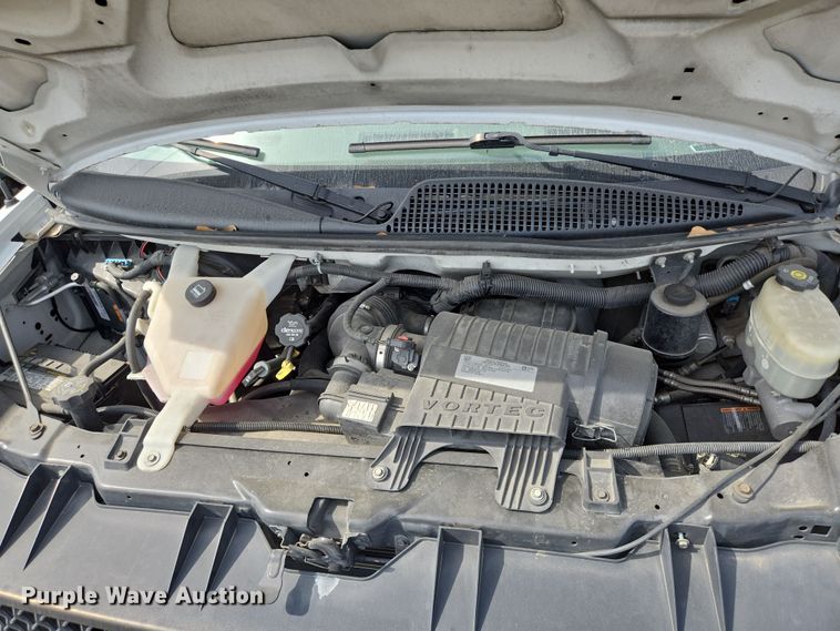 image for item DT4827 2017 Chevrolet Express 2500 van