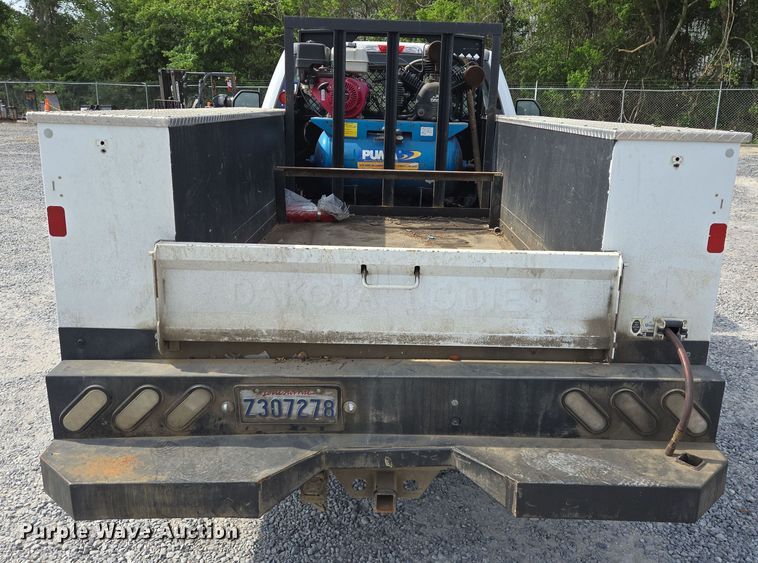 image for item DT4828 2021 Ford F350 Super Duty utility bed pickup truck