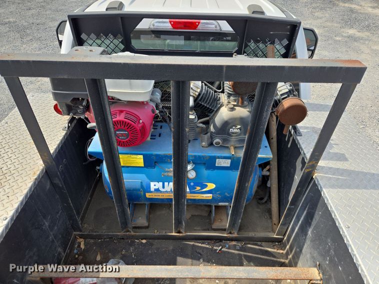 image for item DT4828 2021 Ford F350 Super Duty utility bed pickup truck