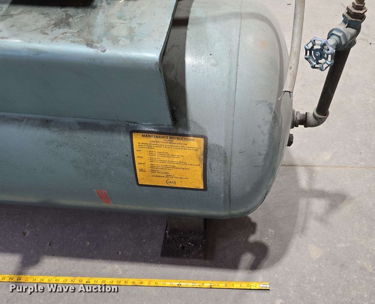 image for item DT6824 1980 Quincy 340-33 air compressor