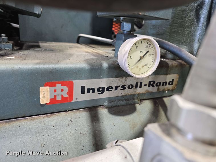 image for item DT6825 1974 Ingersoll Rand 253-T306TM air compressor