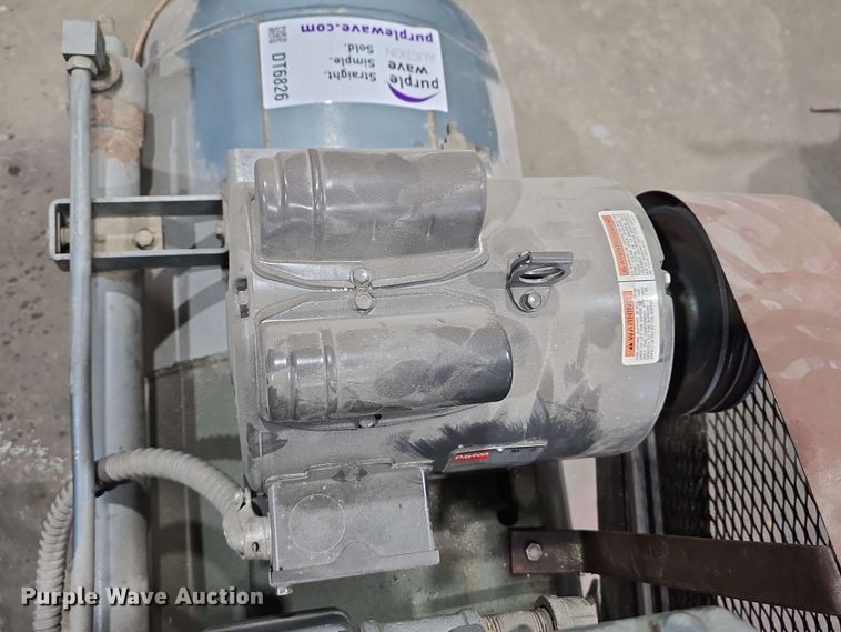 image for item DT6826 1969 Ingersoll Rand 235HNL-D3 air compressor