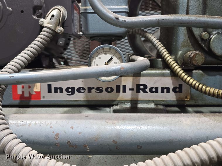 image for item DT6826 1969 Ingersoll Rand 235HNL-D3 air compressor