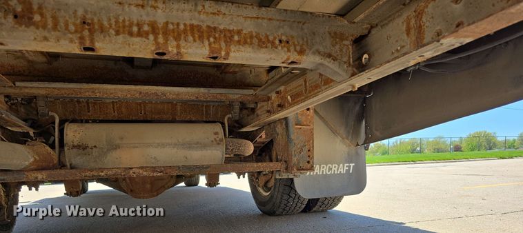 image for item DT6832 2006 Chevrolet Express G3500 shuttle bus