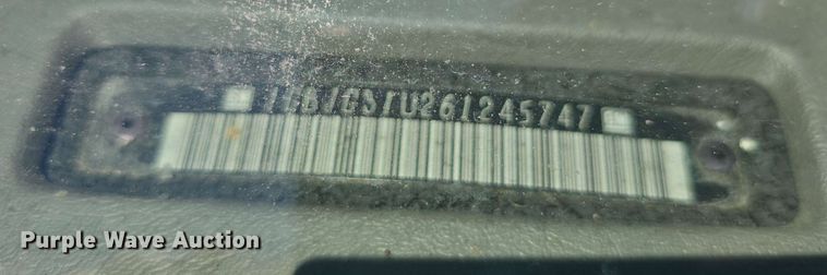 image for item DT6832 2006 Chevrolet Express G3500 shuttle bus