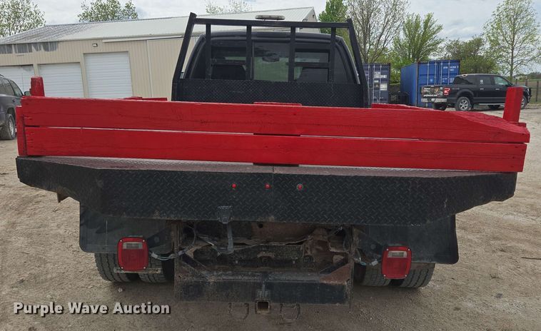 image for item DT6838 2005 Ford F450 Super Duty Lariat Crew Cab flatbed truck