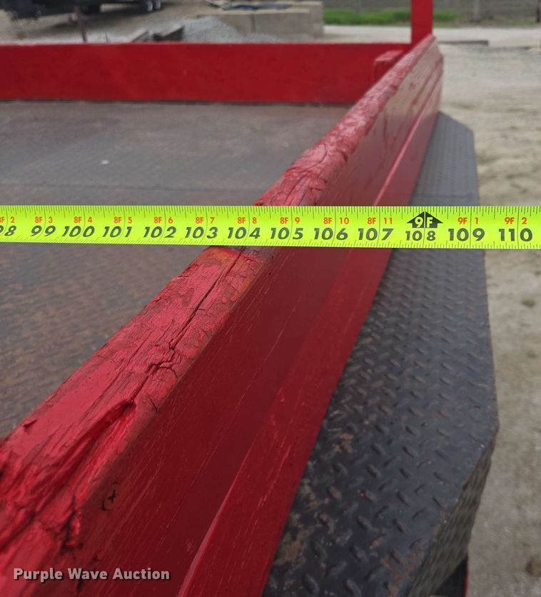 image for item DT6838 2005 Ford F450 Super Duty Lariat Crew Cab flatbed truck
