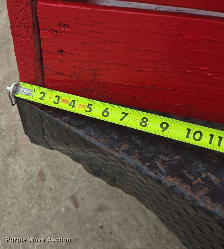 image for item DT6838 2005 Ford F450 Super Duty Lariat Crew Cab flatbed truck