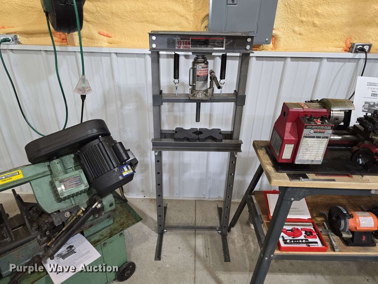 image for item DT6844 Tools