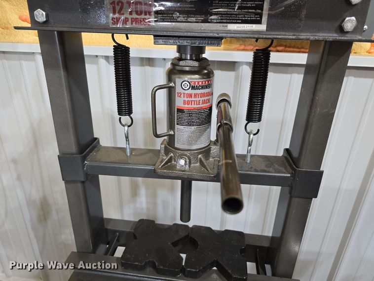 image for item DT6844 Tools