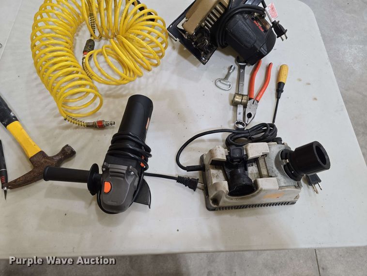 image for item DT6846 Tools