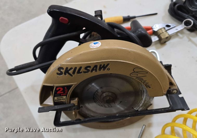 image for item DT6846 Tools