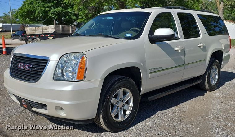 image for item DT6875 2013 GMC Yukon XL SLT SUV