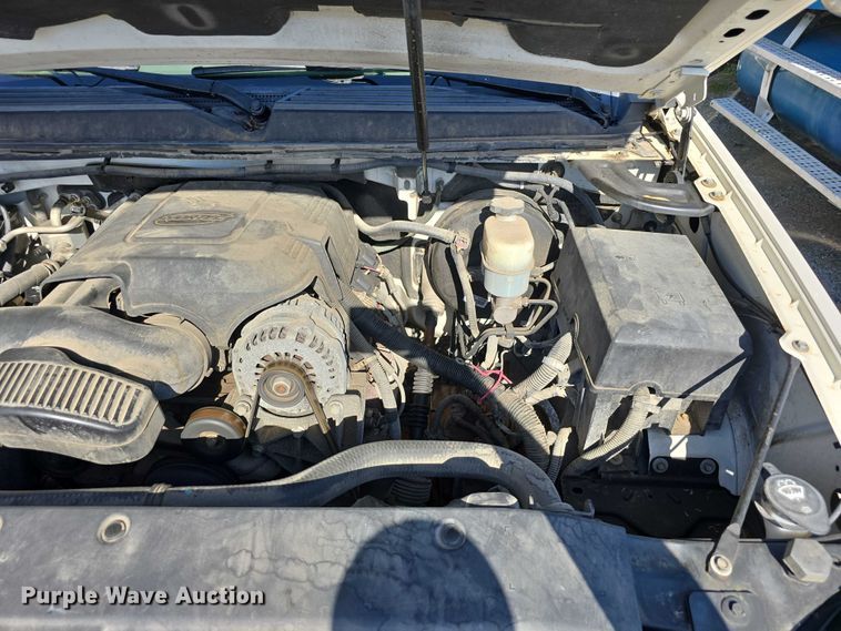 image for item DT6875 2013 GMC Yukon XL SLT SUV