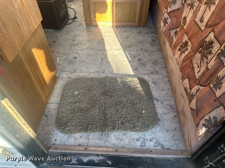 image for item DT7160 1993 Dutchmen camper