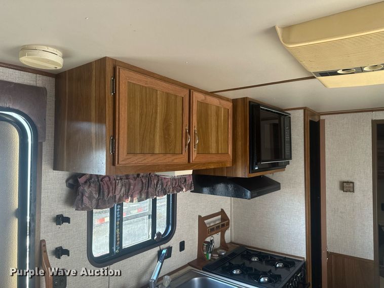 image for item DT7160 1993 Dutchmen camper