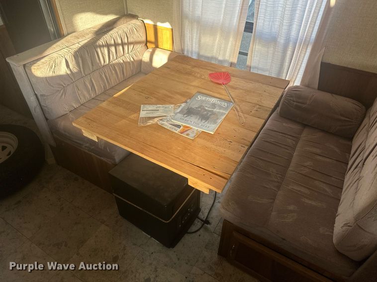 image for item DT7160 1993 Dutchmen camper