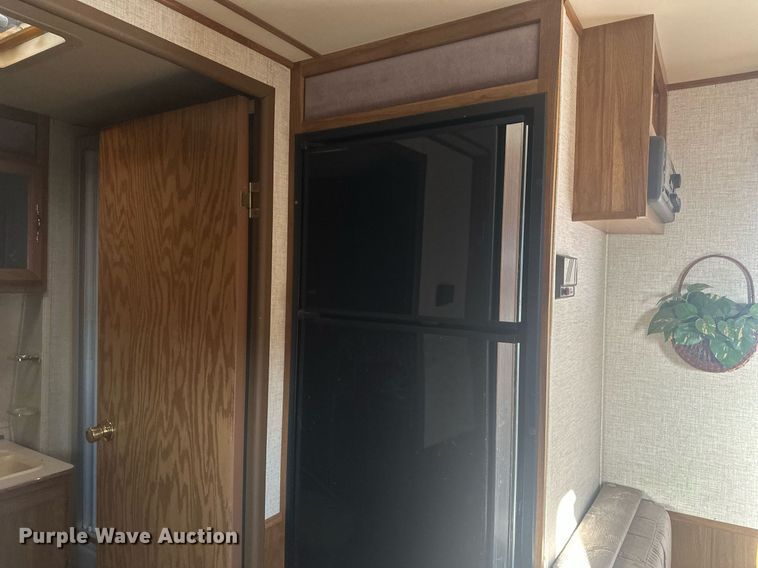 image for item DT7160 1993 Dutchmen camper