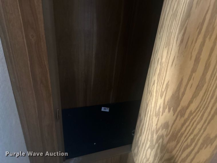 image for item DT7160 1993 Dutchmen camper