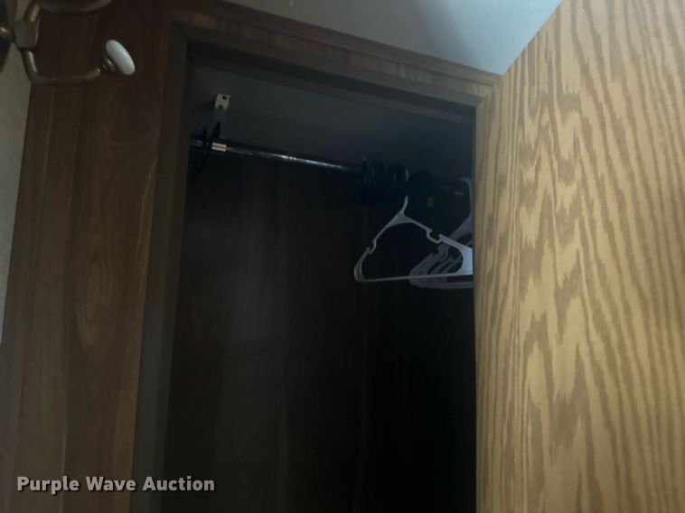 image for item DT7160 1993 Dutchmen camper