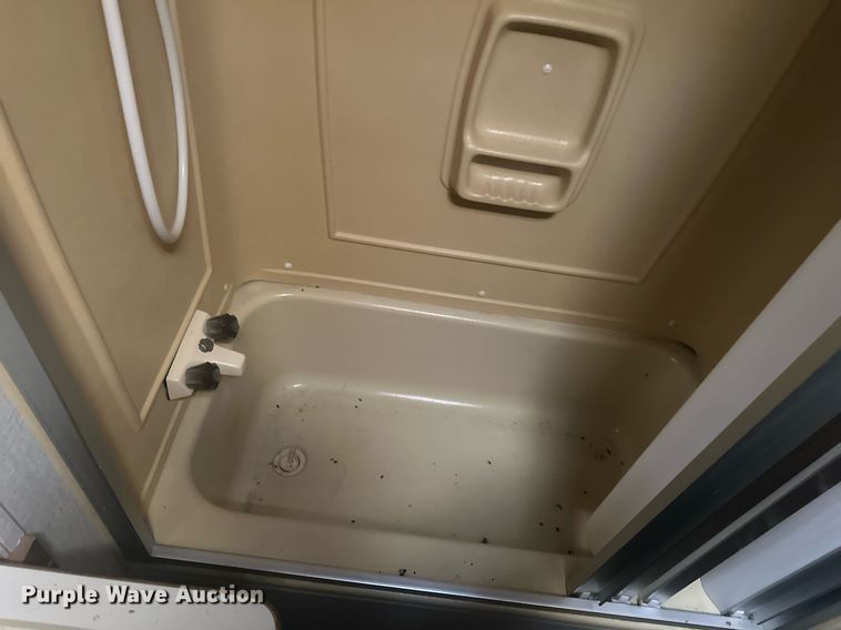 image for item DT7160 1993 Dutchmen camper