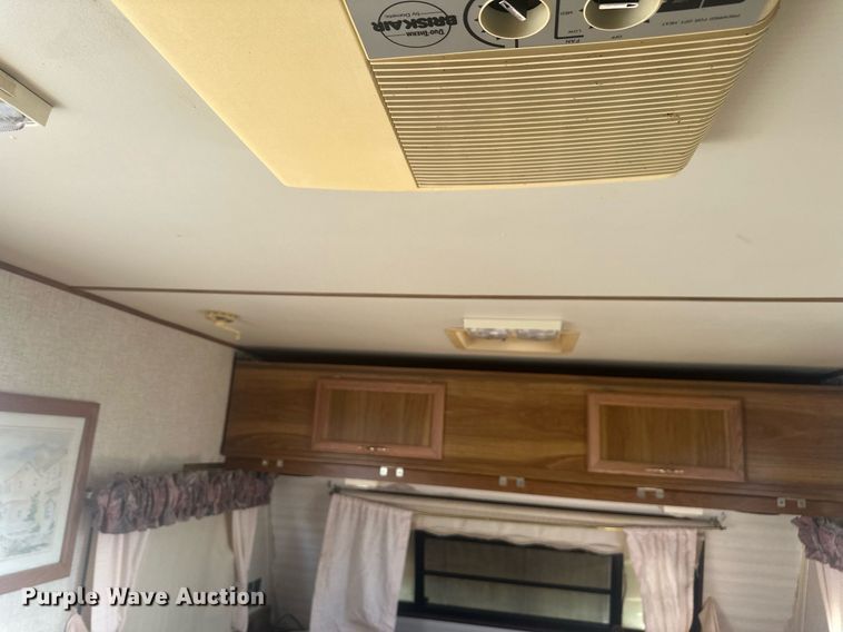 image for item DT7160 1993 Dutchmen camper