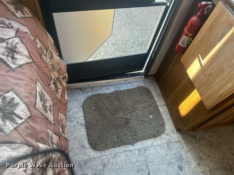 image for item DT7160 1993 Dutchmen camper