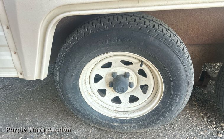 image for item DT7160 1993 Dutchmen camper