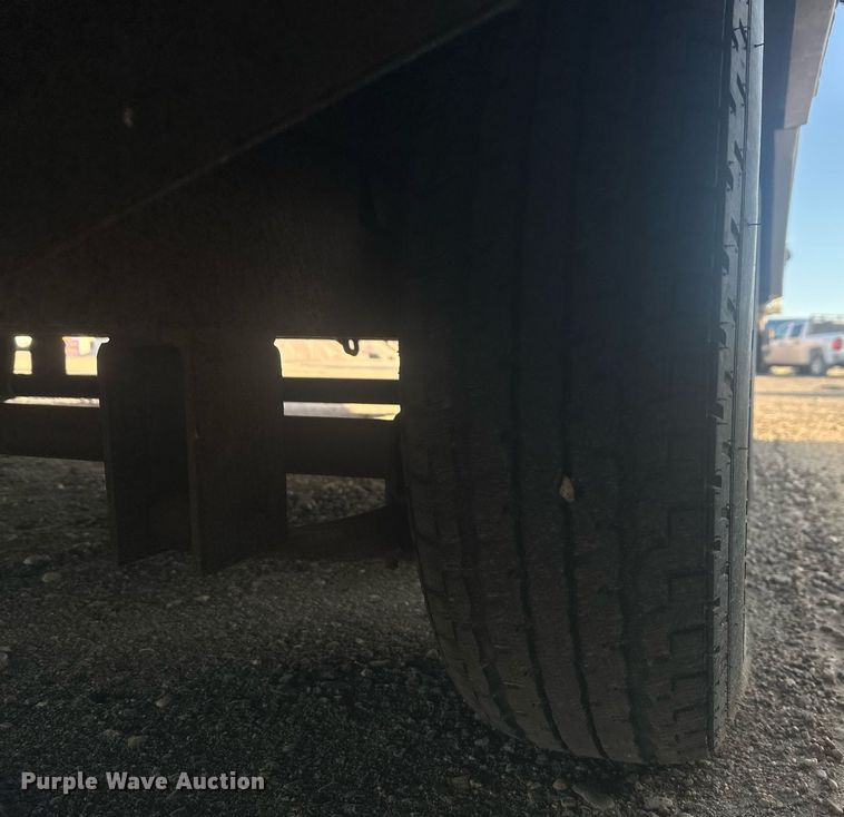 image for item DT7160 1993 Dutchmen camper