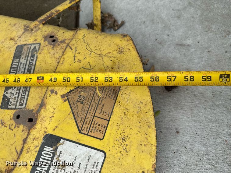 image for item DU9040 1974 John Deere 112 lawn tractor