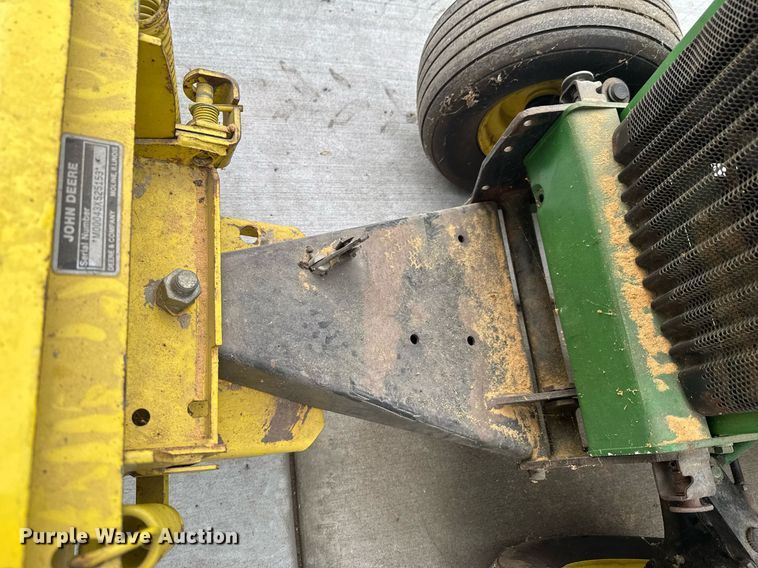 image for item DU9040 1974 John Deere 112 lawn tractor