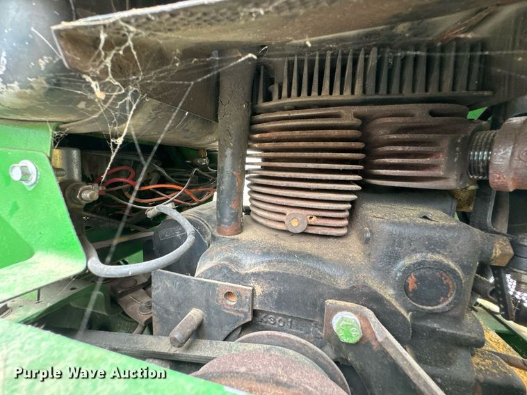 image for item DU9040 1974 John Deere 112 lawn tractor