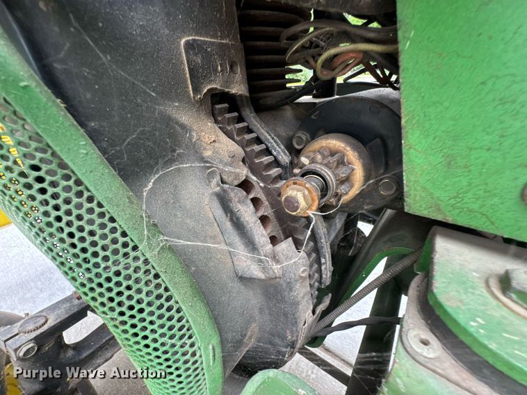 image for item DU9040 1974 John Deere 112 lawn tractor