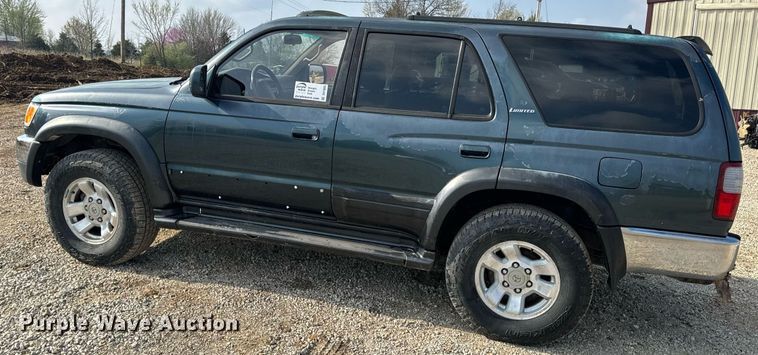 image for item DV1883 1996 Toyota 4Runner Limited SUV