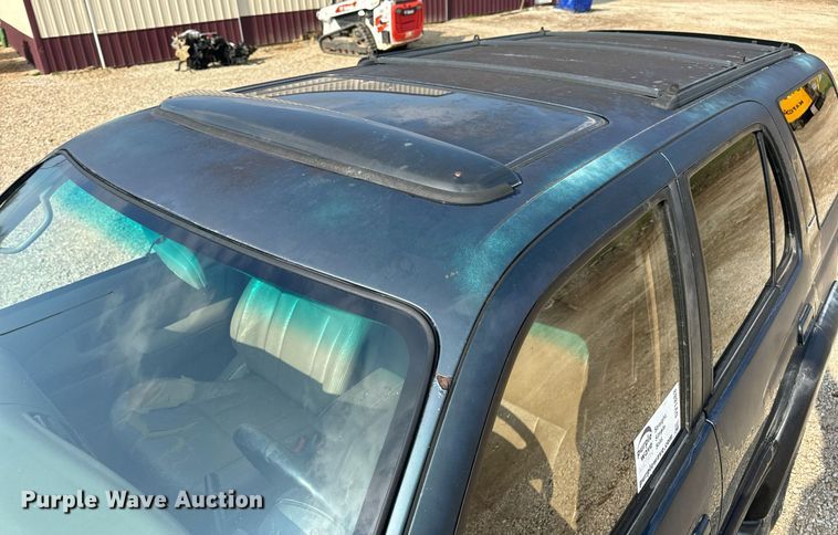 image for item DV1883 1996 Toyota 4Runner Limited SUV