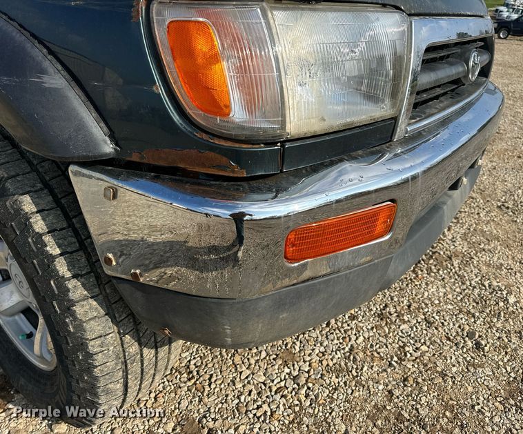 image for item DV1883 1996 Toyota 4Runner Limited SUV