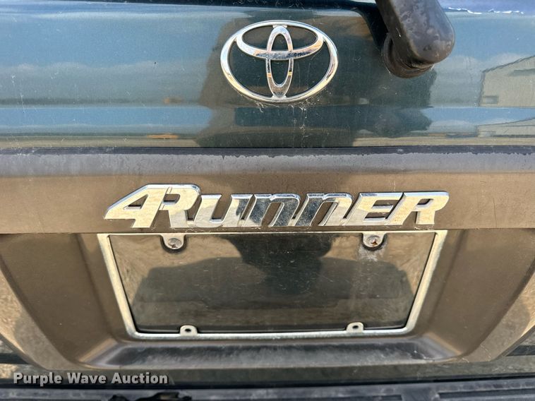 image for item DV1883 1996 Toyota 4Runner Limited SUV