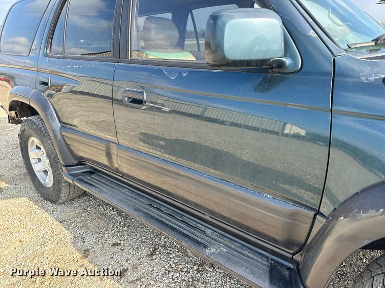 image for item DV1883 1996 Toyota 4Runner Limited SUV