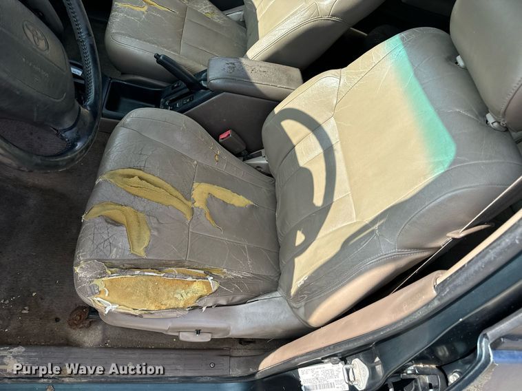 image for item DV1883 1996 Toyota 4Runner Limited SUV