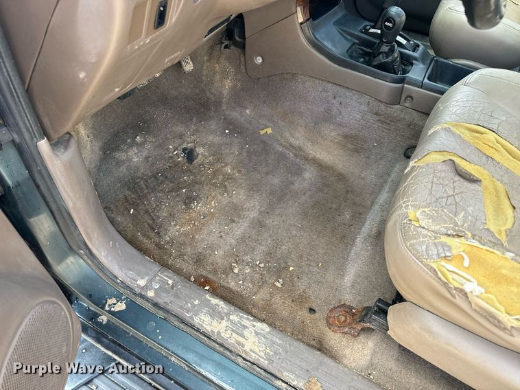 image for item DV1883 1996 Toyota 4Runner Limited SUV